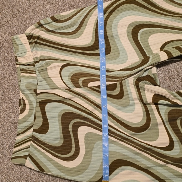 Dresses In LALA - Picture 10 of 11